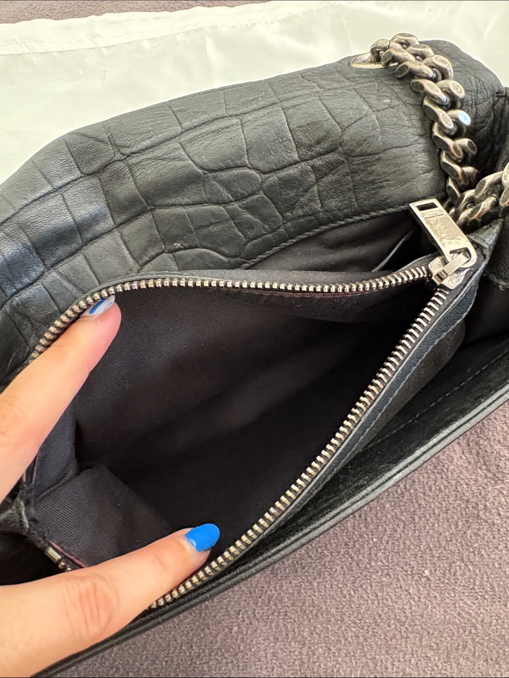 Saint Laurent Black Croc-Textured Leather Shoulder Bag with Silver YSL Hardware - Picture 7 of 10